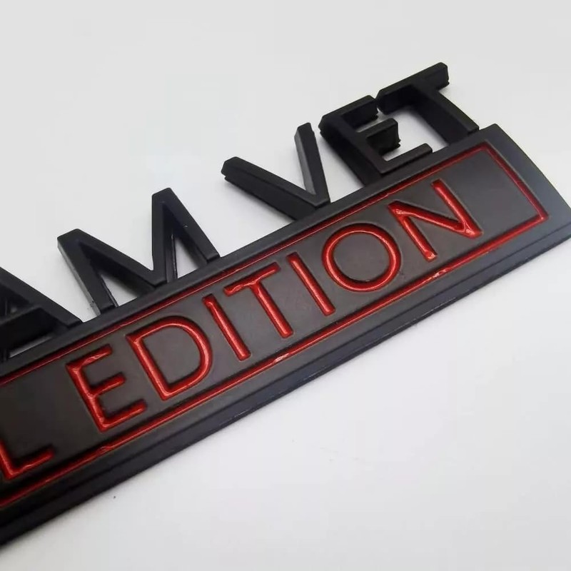 Pair Set Metal Vietnam Vet Special Edition Emblems 3D Badges
