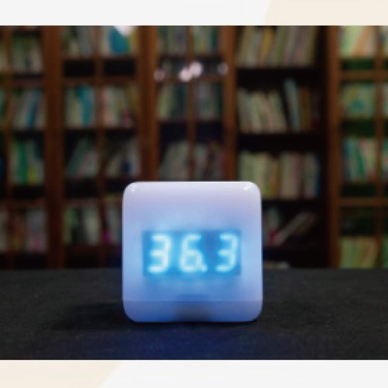 dotCube Thermometer, Dice Cube Shape, Contactless, Compact, Instant Measurement