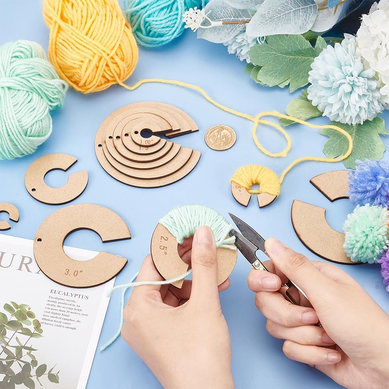 BENECREAT 12pcs Pom Pom Maker Wood Pompom Maker Tool 1/1.5/2/2.5/3/3.5