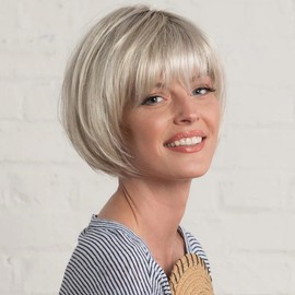 TISHINING Blonde Short Bob Wig with Bangs for White women Ombre Blonde Straight Hair Wig with Dark Roots Heat Resistant Synthetic Natural Chin Length Bob Wigs for Daily Party Use(10 Inch)