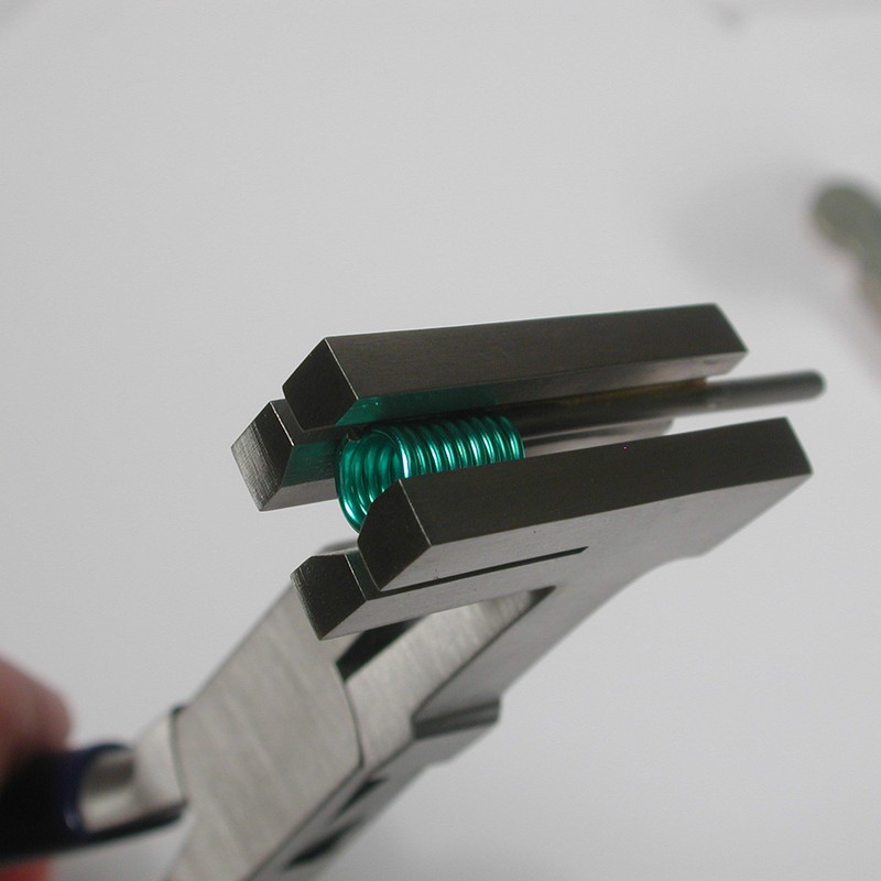 The Beadsmith Coil-Cutting Pliers, Jewelry Making Tool for Creating Jump