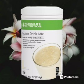 herbalife PROTEIN DRINK MIX VARIETY: Vanilla 616g, Chocolate 638g, Peanut cookie 616g. - Vanilla