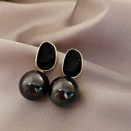 Yienate Vintage Black Pearl Earrings Stud Earrings Exquisite Pearl Ball Dangle Earrings Bridal Pearl Ball Earrings Prom Earring Jewellery Gift for Women Girls, Pearl