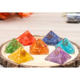 Zaicus 7 Color Pyramid Set - Healing Crystal Colorful Orgone Pyramid - Natural Gemstone - Feng Shui - Aura Cleansing - Reiki Crystals - Spiritual Gift - Home Decoration 1 Inch (Set of 7)