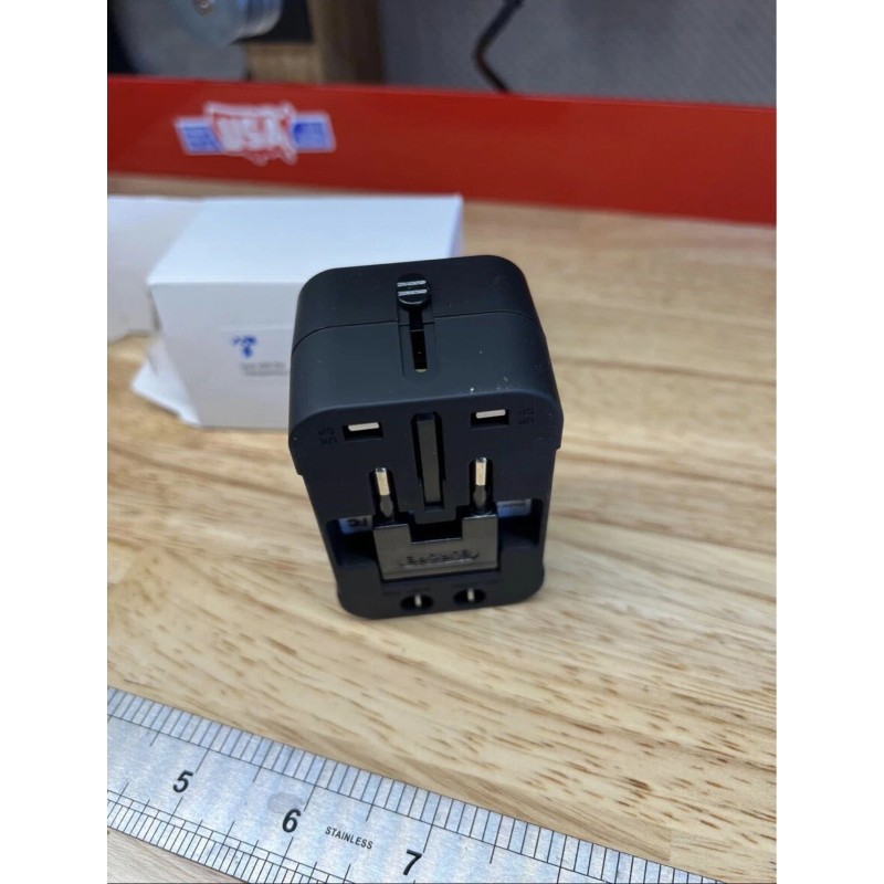 NEWVANGA International Universal All in One Travel Adapter Wall Charger