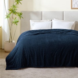 BEDELITE Fleece Blanket, Large Queen Blanket for Bed, 3D Jacquard Decorative Navy Fuzzy Blanket, Soft and Cozy Warm Plush Fluffy Blanket All Seasons Suitable, 90x90Inches