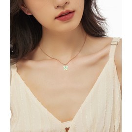 BUBGDYFO Green 4 Leaf Clover Necklace for Women, Lucky Pendant Chain Necklace Jewelry (rotate)