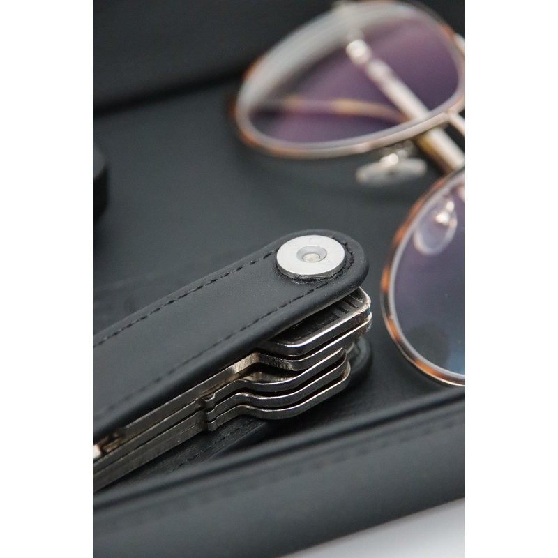 SONA Key Organizer PU Leather Key Case Compact Space Saving