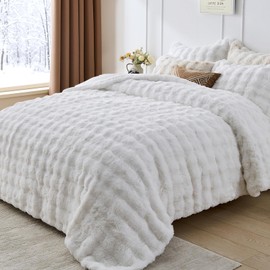 Peace nest Fluffy Rabbit Faux Fur Bedding King Comforter Set Ultra Soft Plush Winter Solid Bubble Sherpa Reversible Comforters 3 Pieces Sets with 1 Comforter 2 Pillow Shams White