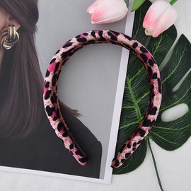 Pink Leopard Headband Hair Accessories for Women Girls Padded Hairband Leopard Print Hair Wrap Cheetah Leopard Hair Band for Party Cosplay Leopard Print Padded Hairbands for Women Girls