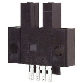 OMRON INDUSTRIAL AUTOMATION EE-SX673R 5MM SLOT PMS L/D-ON PNP CMOUNT