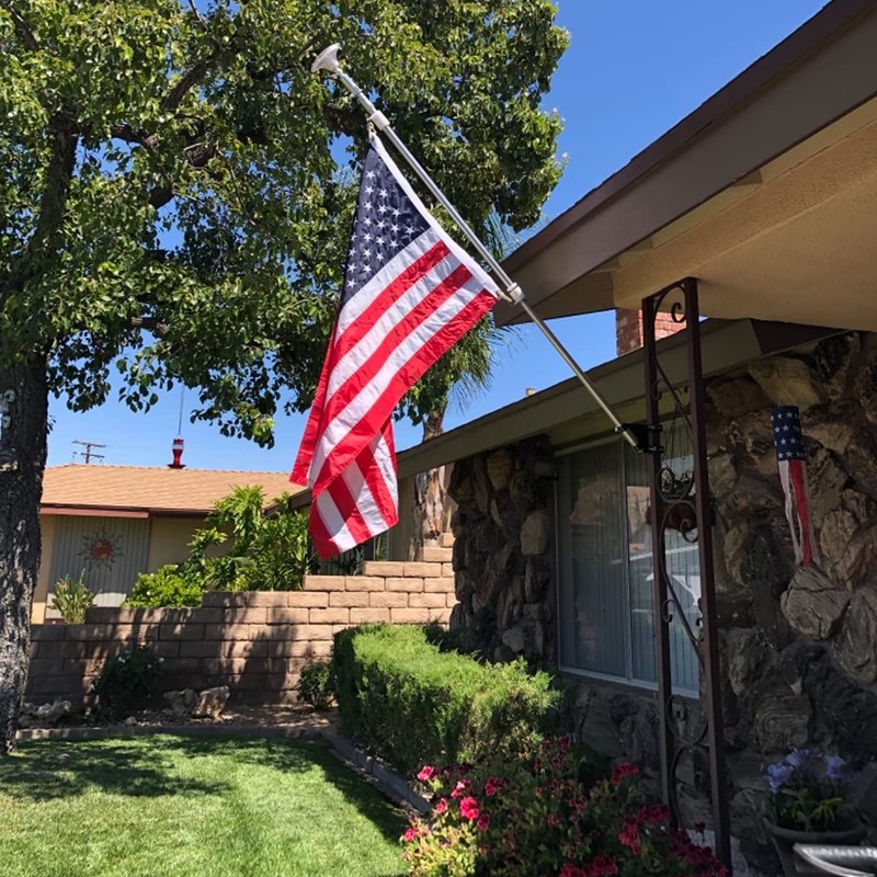 Fivepine Flagpole Mount Bracket Fit for Balcony Railing Flag Pole