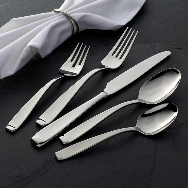 Oneida T1037020AWMM Parkdale 20-Piece Flatware Set