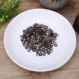 HEEPDD 100 Sets of Eyelets, 4 mm Double Side Garment Bag, Leather Belt Decoration with 100 Pieces Seal for Shoes, Clothing, Leather Crafts, Bags, Label (Bronze)