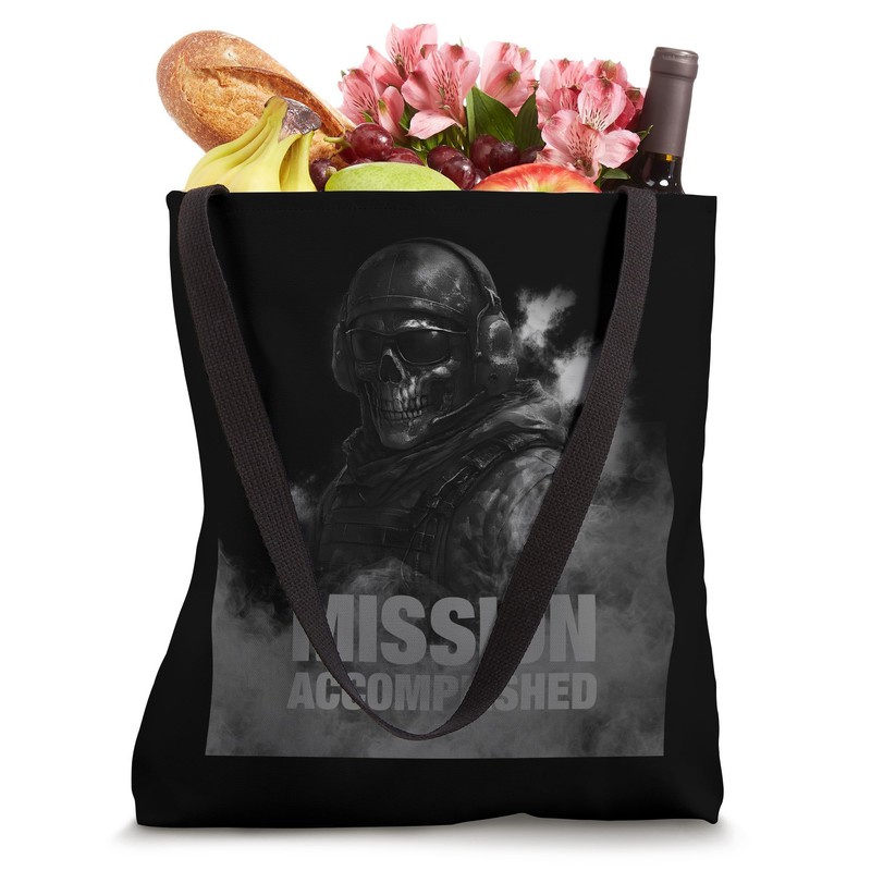 Cool Black Army Soldier in Gaming Mission Fighting Graphic Tote