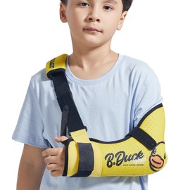 Velpeau Kids Arm Sling Shoulder Immobilizer with Waist Strap, Sponge Filled Design, Arm Support Brace for Children, Boys, Girls (Comfort Version, Duck Print, Left, XS: Bust 22.5″-26″)