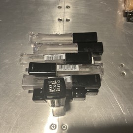 L'Oreal Paris Makeup Infallible 8 Hour Hydrating Lip Gloss Crystal Glass 865 B44