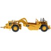 CAT Caterpillar 657 G Wheel Tractor Scraper with Operator "Core