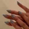 Uñas postizas cortas almendradas, uñas postizas grises cortas stiletto, uñas