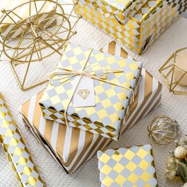 HOMERAL Checkered Wrapping Paper Roll - White and Gold Metallic Foil Diamond & Stripe, Reversible Gift Wrap for Birthday, Mothers Day, Fathers Day, Graduation, Wedding, Bridal Shower, Christmas - Mini Roll - 17 In x 33 Ft