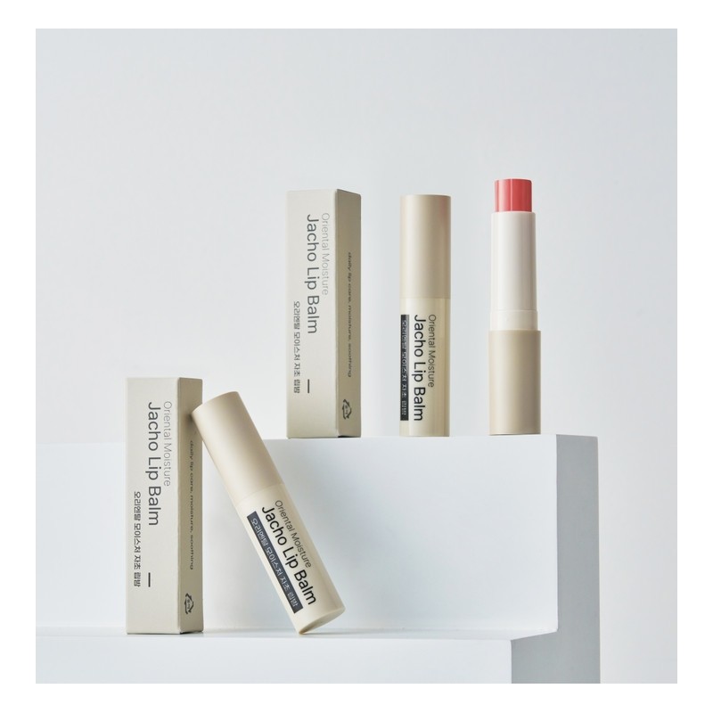 Life-saving lip balm that saves your lipsNo stickiness) Oriental self-improvement