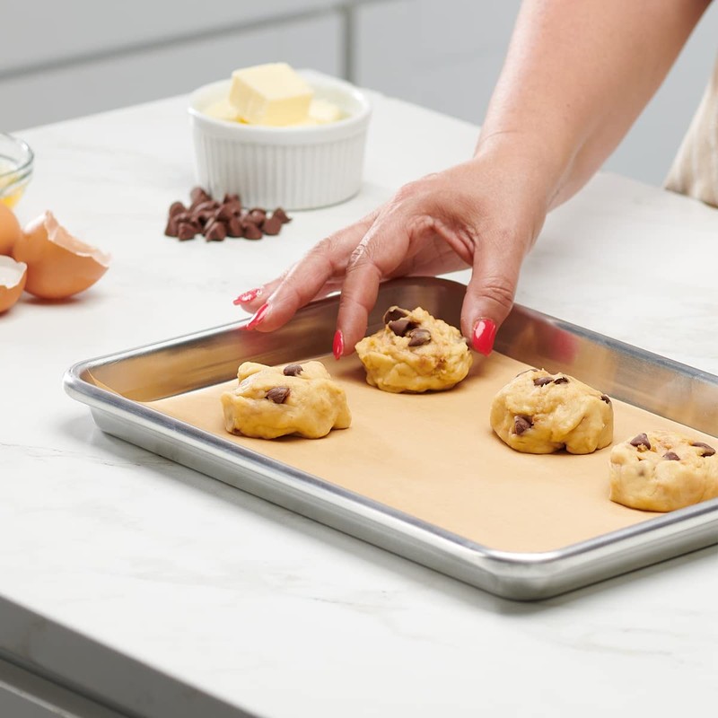 GUSTO [9 x 13 Inch - 200 Count] Pre-Cut Parchment