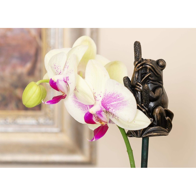 Cane Companions Frog On Bullrush Stake Topper - Handmade Flower