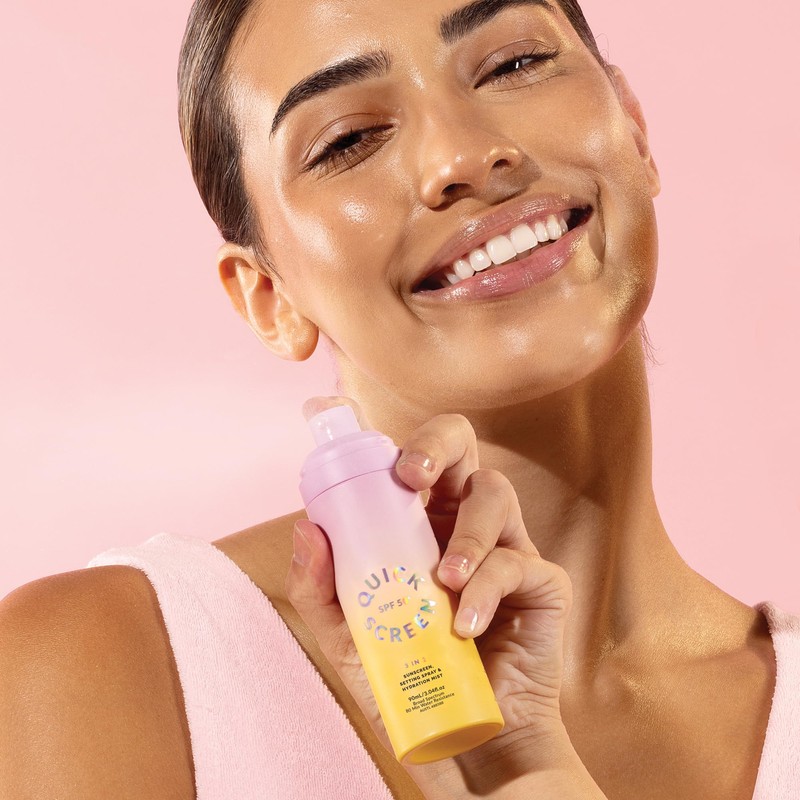 QUICK FLICK 3-in-1 SPF 50+ Sunscreen, Setting Spray & Hydration