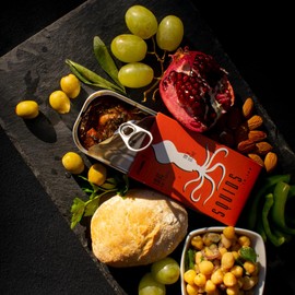 Spanish Squids Canned in Ink | Wild Caught, B Vitamins, Omega-3 | Tinned Seafood by Ati Manel | 8 x 110g Can