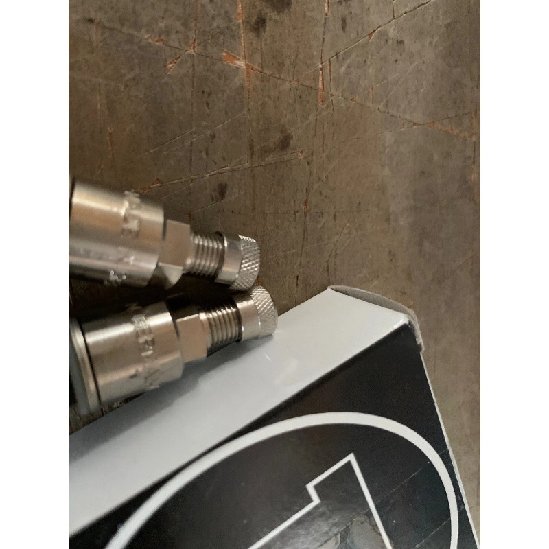 Brabus Logo Brabus,Amg Valve Stem In Silver 1pc Wheel Made