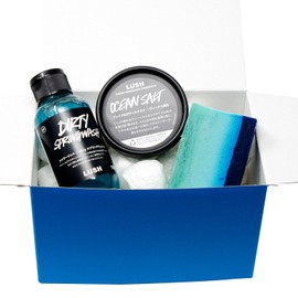 LUSH Refresh Gift Set with Shop Bag Body Scrub Body Soap Set