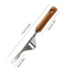 Manual weeder with wooden handle Root weeding, manual weeding tool
