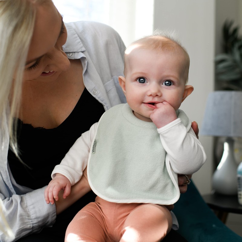 Tommee Tippee Milk Feeding Bibs, Comfeefit, Super Soft and Extra