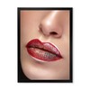 DesignQ Close Up Lips With Professional Make Up & Lipstick