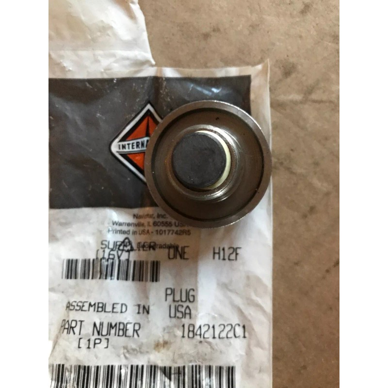 International 1842122C1 New OEM International Drain Oil Plug