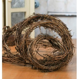 9 Feet of Natural Hand Woven Grapevine Twig Garland for Home Décor, Crafting and Decorating