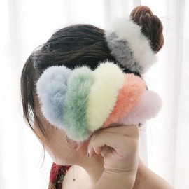 Spenlly 4Pcs Plush Pom Pom Hair Ties,Fluffy Elastic Hair Scrunchies Hair Bobbles Ponytail Holders Hair Accessories for Women Girls (Light Blue)