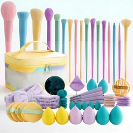 59 Piezas Set de Brochas de Maquillaje Profesional Completo, Diseño Floral Verde con Bolsa de Almacenamiento, Juego de Brochas para Rostro y Maquillar Ojos Mejillas, Ideal para Regalo y Maquillistas Expertas