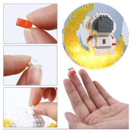HIGH GODO Space Astronaut Mini Clamping Building Blocks Set with LED, 338 Pieces Astronaut Moon Micro Building Blocks Figures, Ideas Decoration Model Gifts Toy for Teenagers or Adults