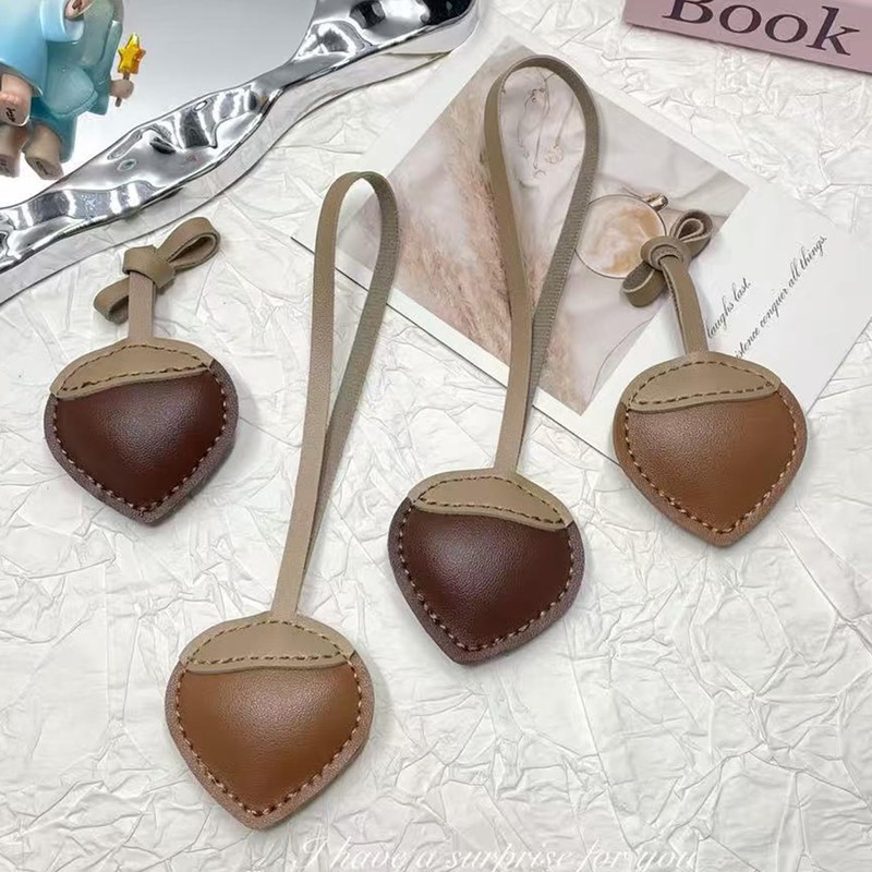 Fuerxy Chestnut Bag Charm for Purse Handbags Bag Accessories Charms