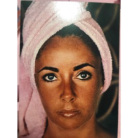 Vintage Postcard Elizabeth Taylor Towel freckles Photo taken 1964 80s Pc