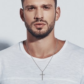 day.berlin Men's Cross Necklace in Silver, Necklace 60 cm Long with Cross Pendant, Sturdy Venetian Chain Made of 316L Stainless Steel, Silver-Plated for Men, Nickel-Free and Waterproof, Stainless