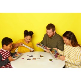 Blue Orange Games 05600 Shaky Manor Family Game