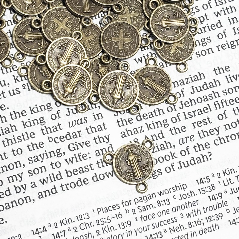 lulucross 50pcs Small Saint Benedict Round Center Medal Catholic Religious