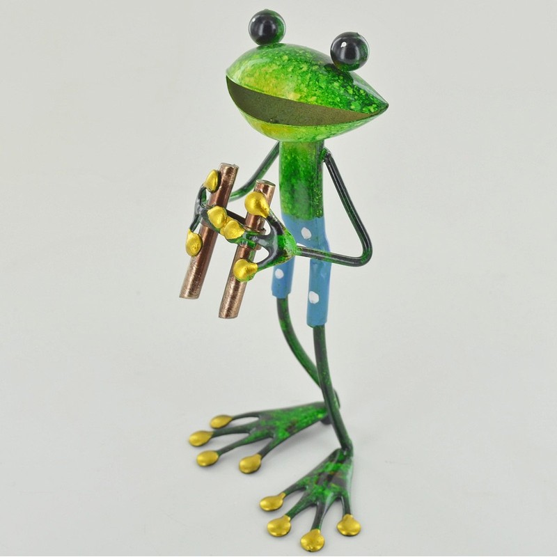 FABULOUS GREEN METAL GARDEN FROG WITH BINOCULARS SCULPTURE ORNAMENT FIGURE