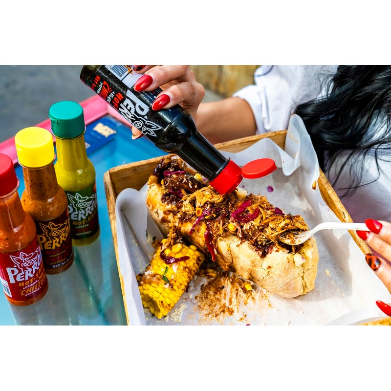 La Perrona Negra Seafood Hot Sauce 5 Ounce Bottle |