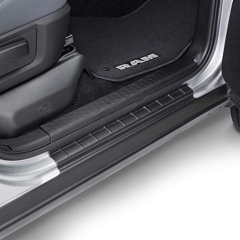 PIT66 Black Trail Armor Rocker Panel, Compatible with 1999-2006 Silverado/Sierra