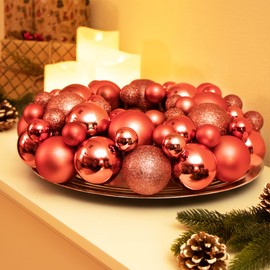 com-four® Christmas door wreath - Advent wreath with various Christmas tree balls in beautiful colors Ø approx. 32 cm - great shiny Christmas decoration - table wreath