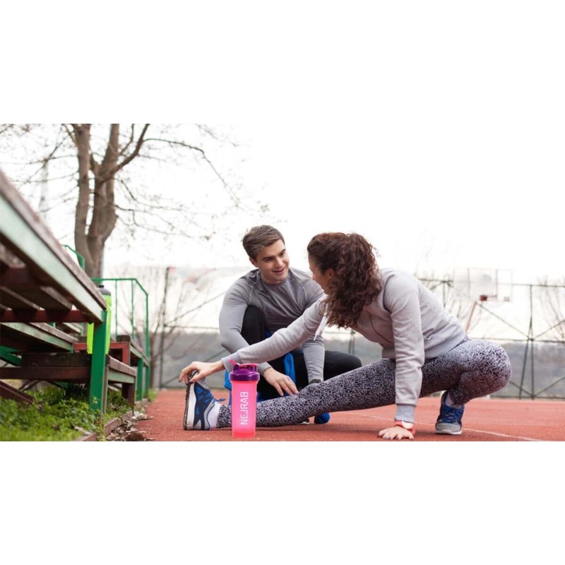 - Shaker cups for protein shakes, with Wire Whisk Ball