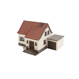 NOCH Settlement House with Garage, for Model Building, 12.6 x 13.2 x 9.5 cm, Ideal for Gauge H0 and Sustainable Building